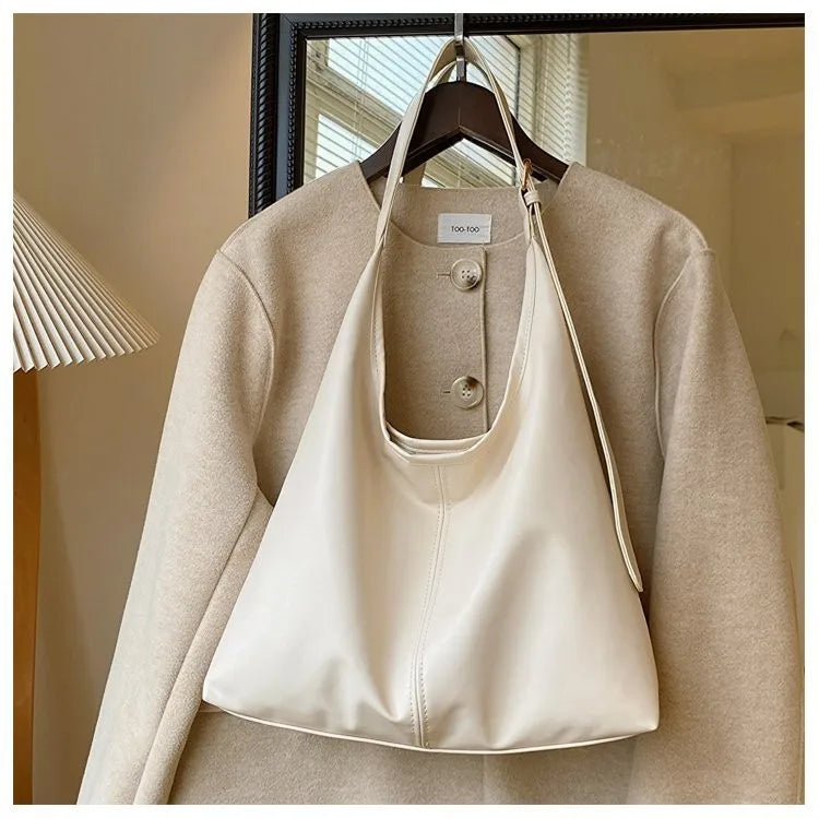 Chelsea Luxe Hobo Bag